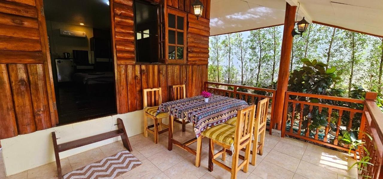 Homdoiintr Farmstay ฮ่อมดอยอินทร์ ฟาร์มสเตย์ Ban Huai Kaeo Ngoại thất bức ảnh