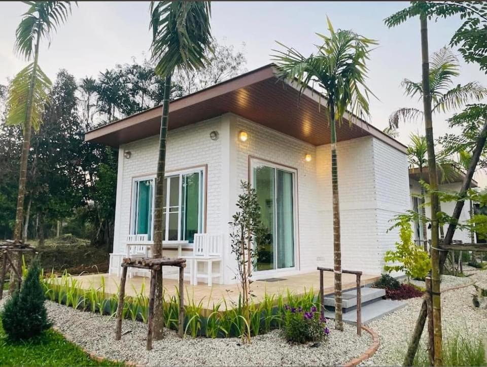 Homdoiintr Farmstay ฮ่อมดอยอินทร์ ฟาร์มสเตย์ Ban Huai Kaeo Ngoại thất bức ảnh